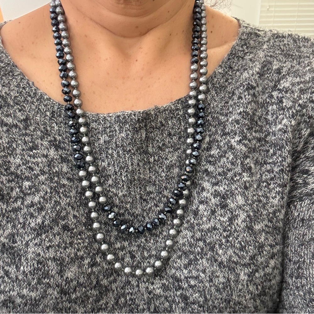 Faux pearl Silver/blue/black Beaded Necklace. 56 inches long. Fun and versatile!